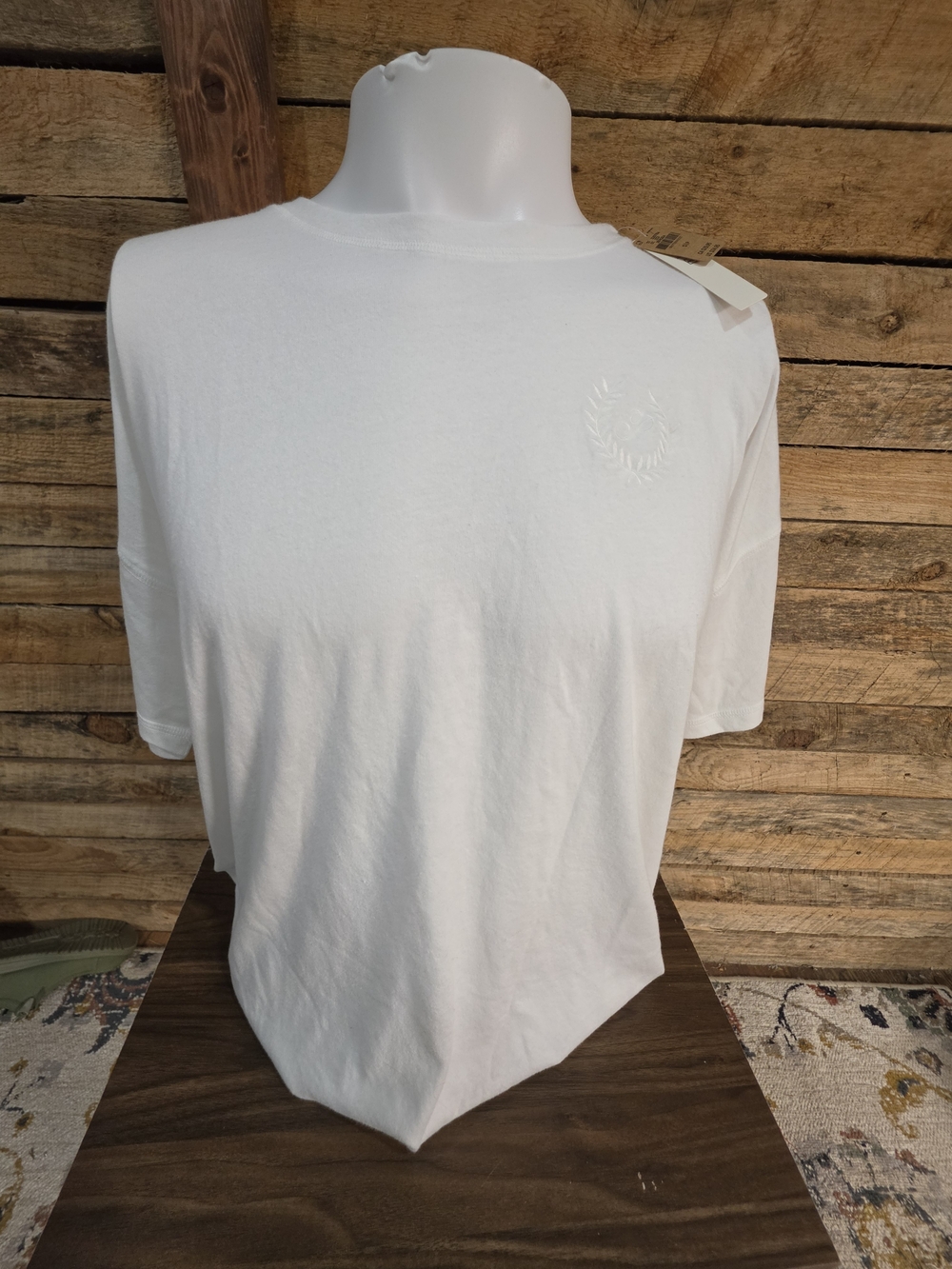 PINK Victoria's Secret White Crew Neck Tee with Subtle Logo - Picture 1 of 5